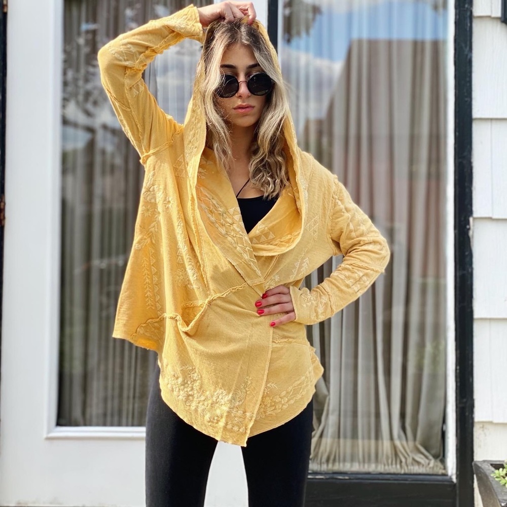Caite yellow hoodie jacket